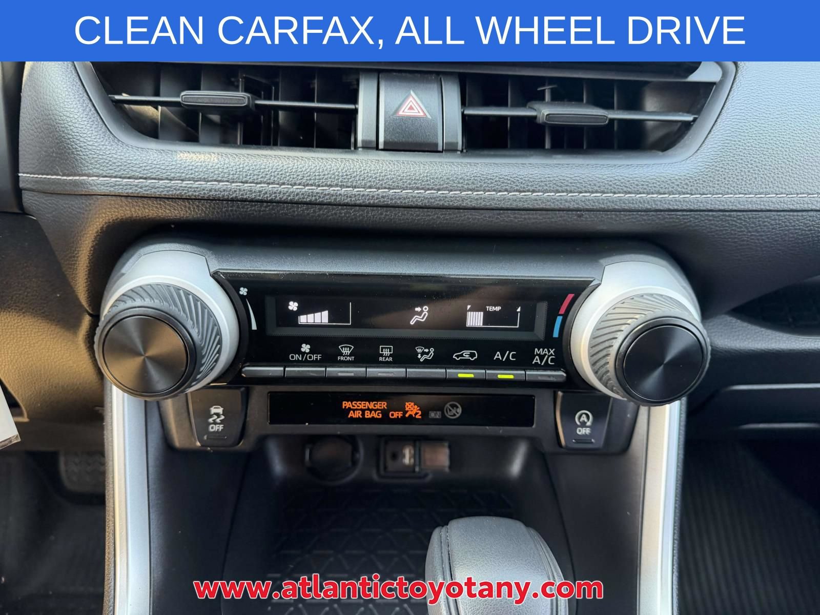 Used 2019 Toyota RAV4 LE w/ All Weather Liner Package AWD/4WD image 25