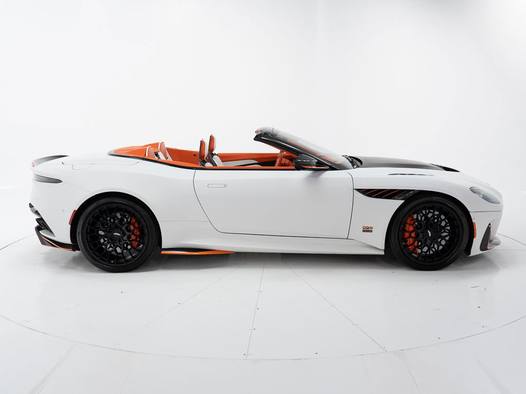 Used 2023 Aston Martin DBS Superleggera Volante image 6