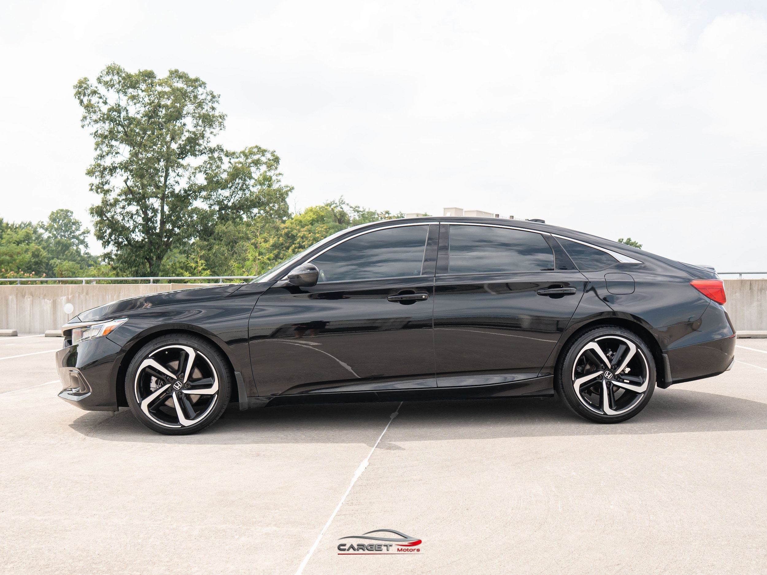 Used 2022 Honda Accord Sport image 4