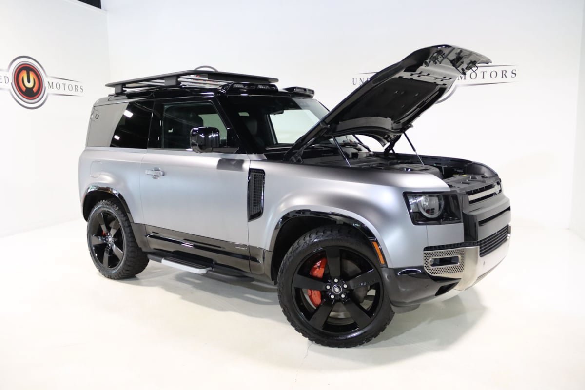 Used 2023 Land Rover Defender 90 X AWD/4WD image 32