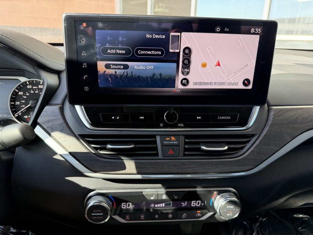Used 2025 Nissan Altima 2.5 SL AWD/4WD image 18