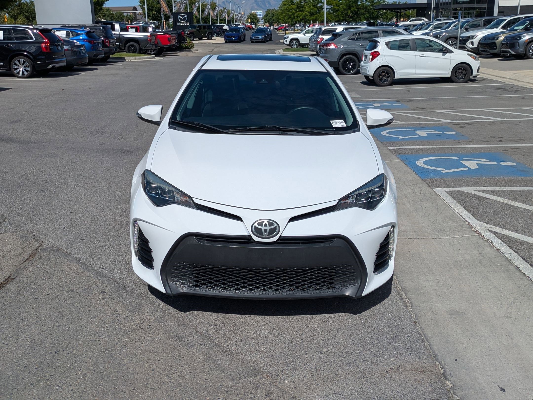 Used 2019 Toyota Corolla SE FWD image 11