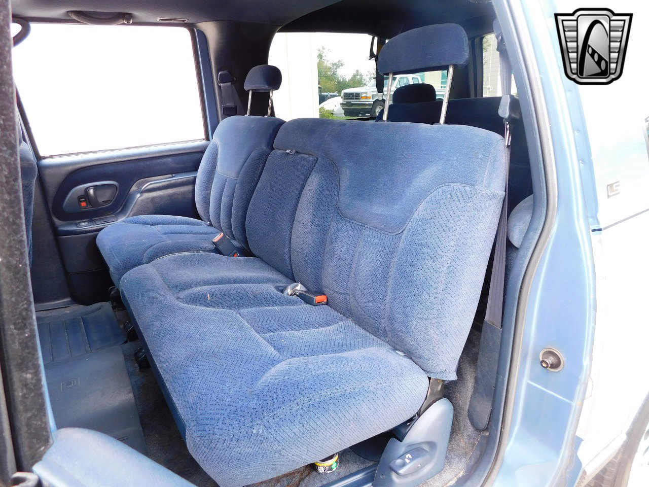Used 1995 Chevrolet Suburban 2WD image 25
