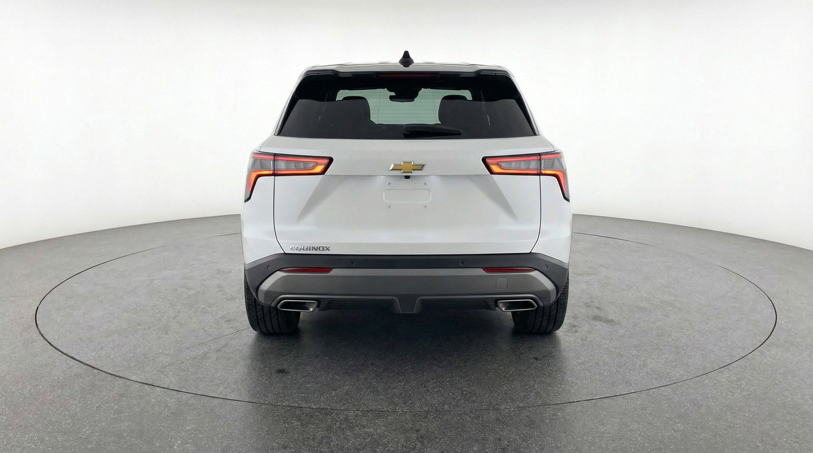 Used 2025 Chevrolet Equinox LT FWD image 7