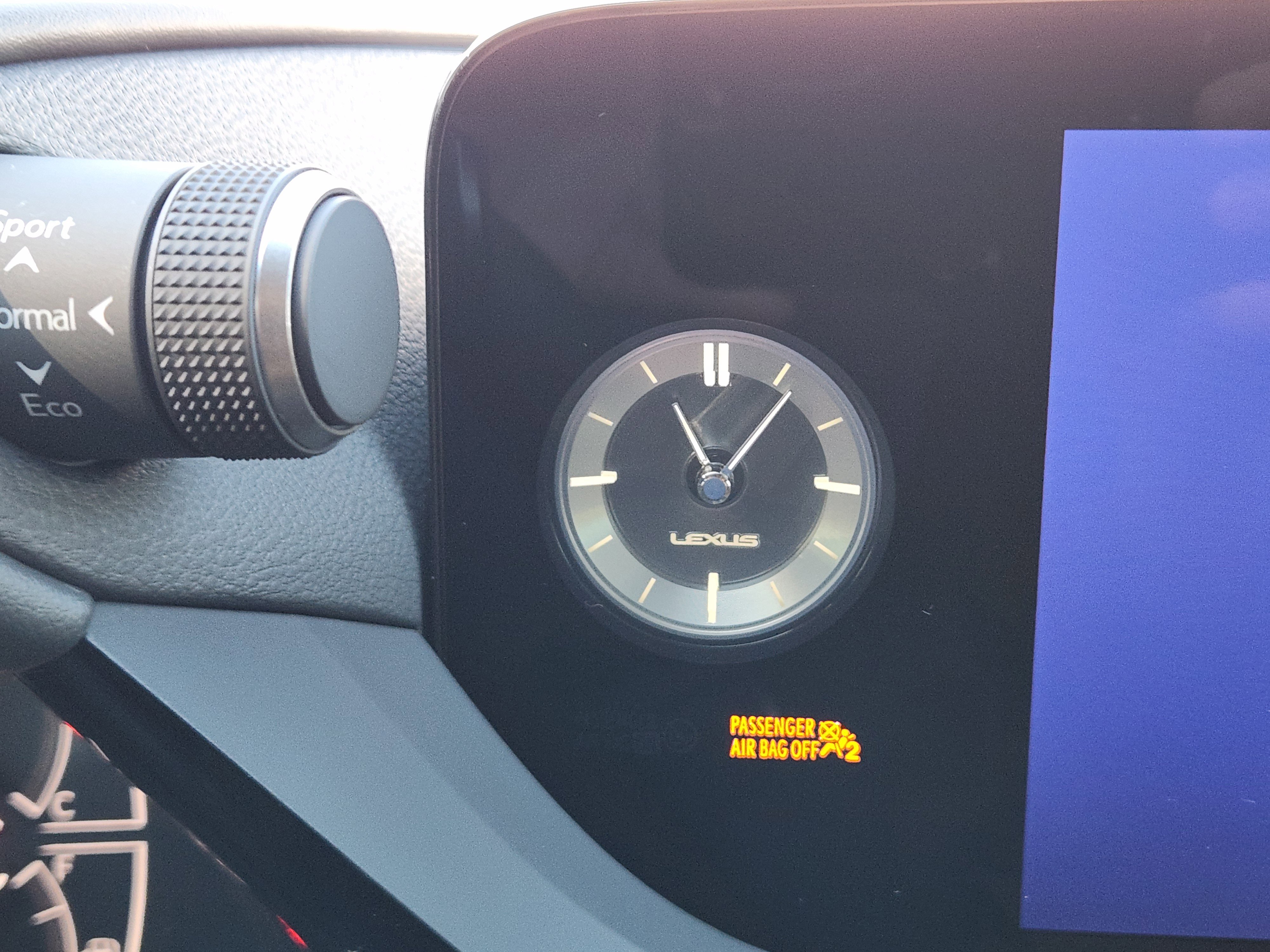 New 2025 Lexus ES 350 w/ Premium Package image 16