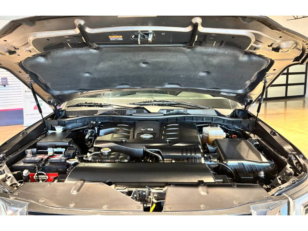 Used 2021 Nissan Armada SL w/ Captain's Chairs Package image 4