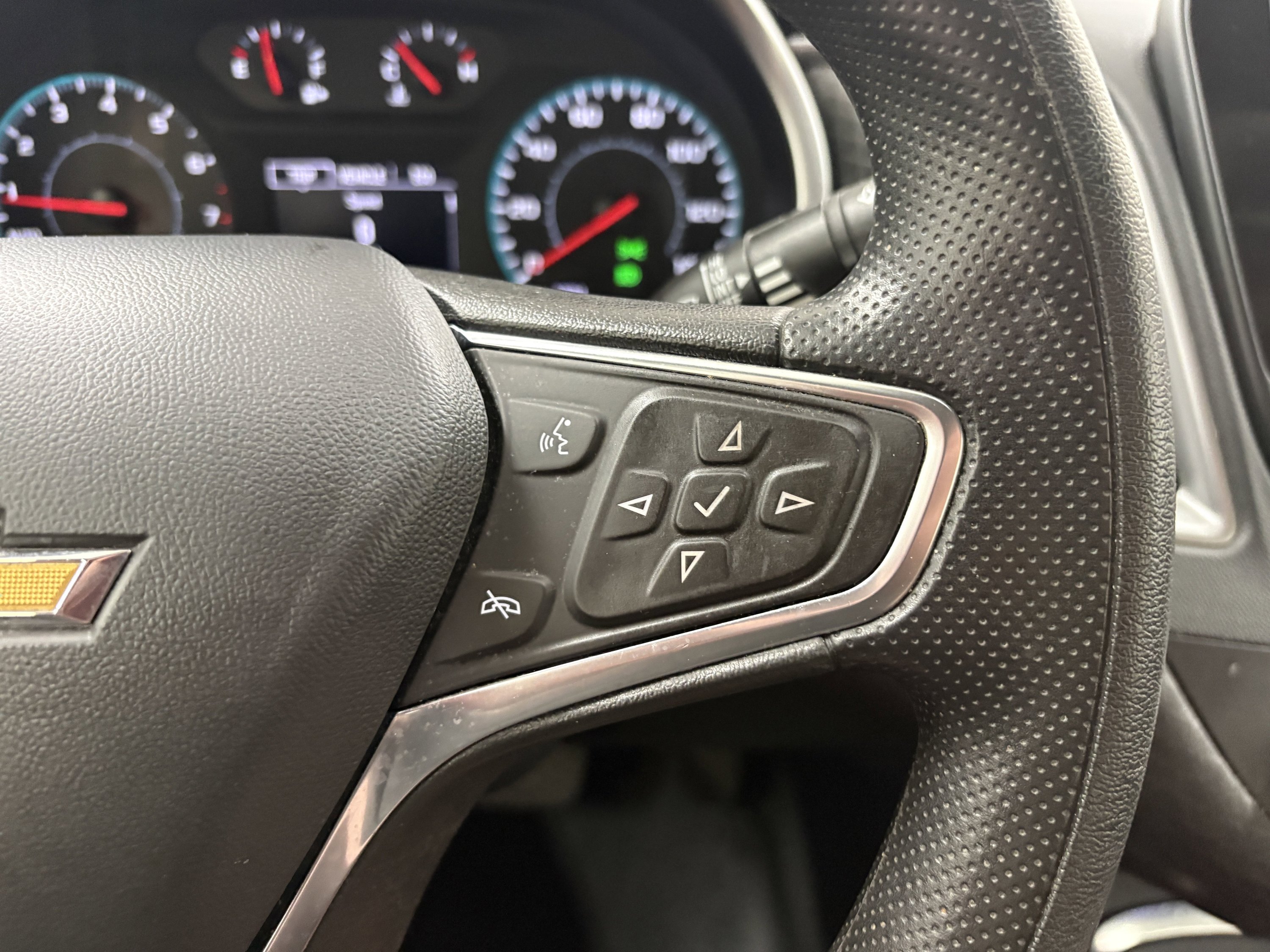 Used 2025 Chevrolet Malibu LT FWD image 31