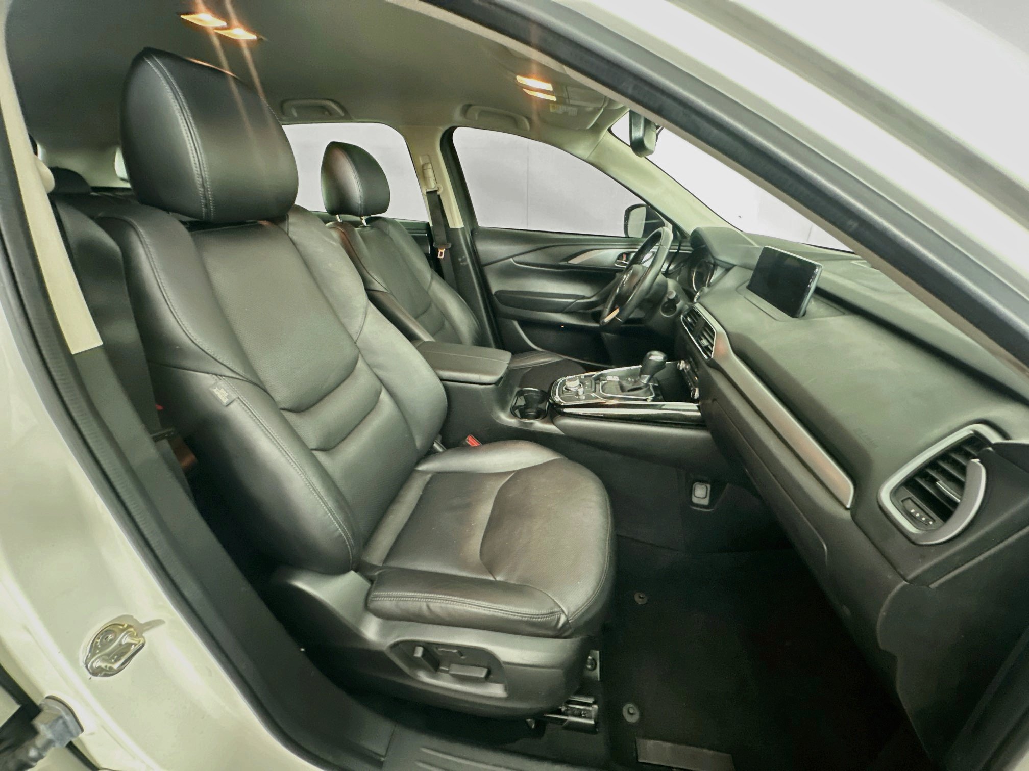 Used 2021 MAZDA CX-9 Touring FWD image 34
