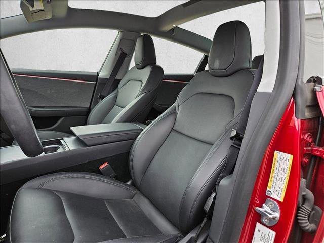 Used 2025 Tesla Model 3 Long Range image 17