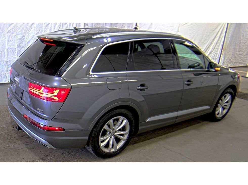 Used 2018 Audi Q7 3.0T Premium Plus w/ Premium Plus Package AWD/4WD image 6