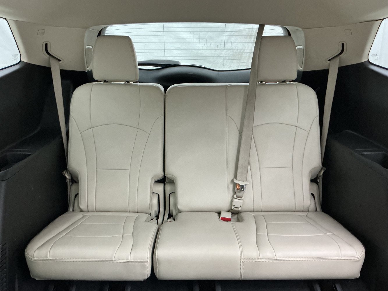 Used 2022 Buick Enclave Premium w/ Experience Buick Package FWD image 26