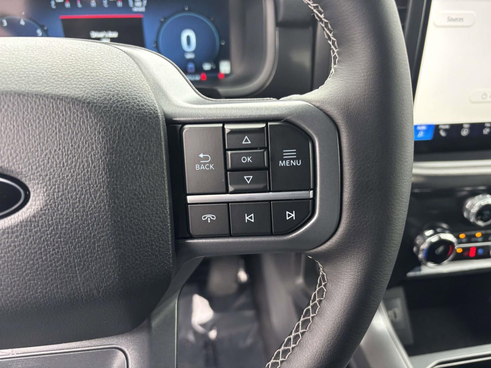 New 2025 Ford F150 Lariat w/ Equipment Group 501A Mid image 19