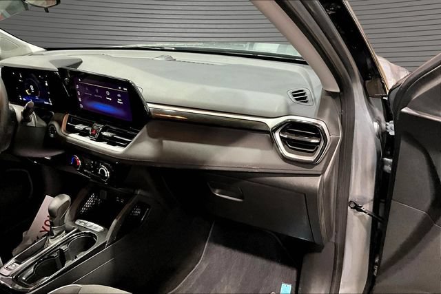 Certified 2024 Chevrolet TrailBlazer LT w/ Driver Confidence Package FWD image 24