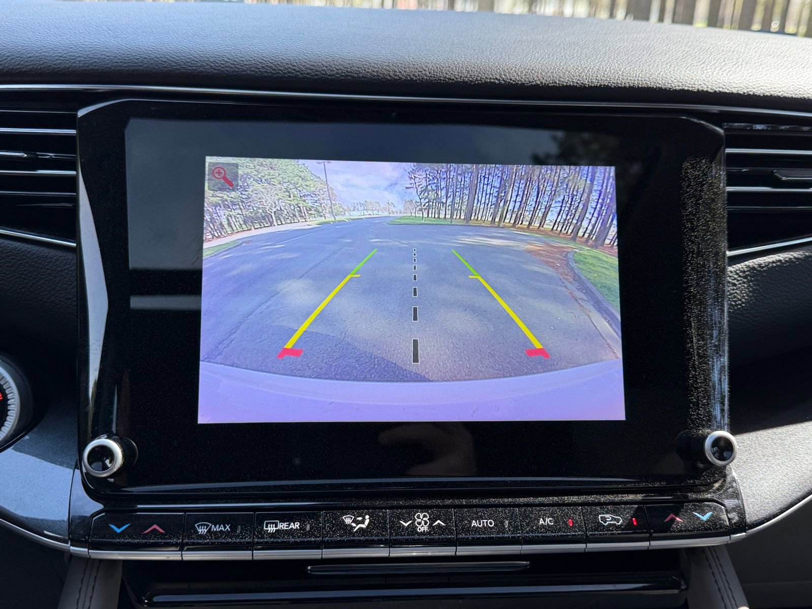 Used 2022 Jeep Wagoneer Series I w/ Premium Group I image 4