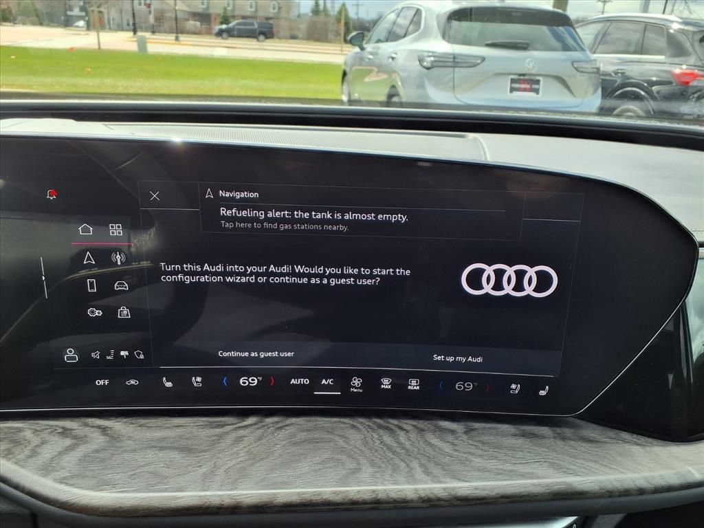 Used 2025 Audi Q5 Premium Plus w/ Premium Plus image 27