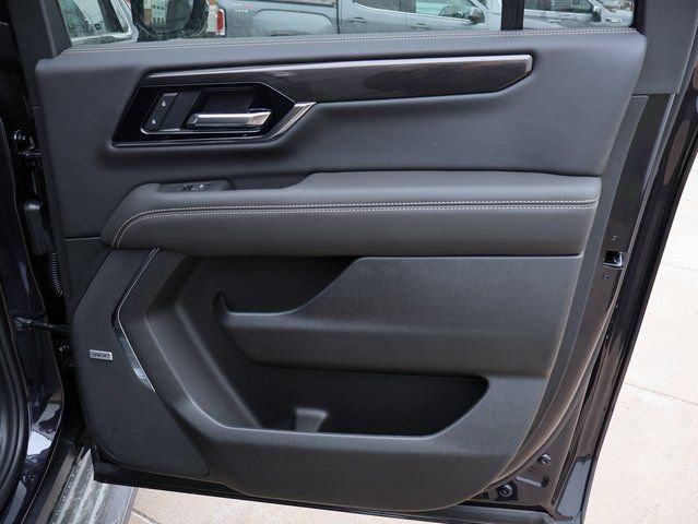 New 2026 GMC Yukon XL Elevation AWD/4WD image 14