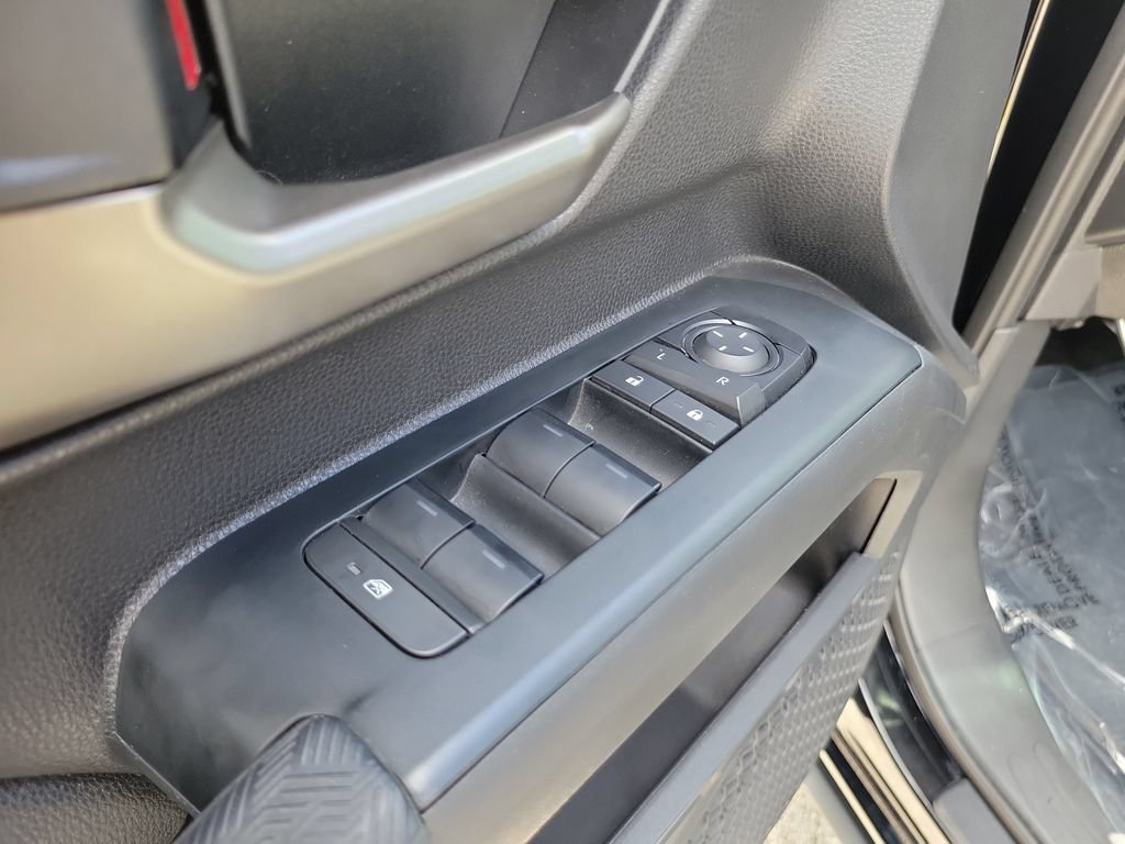 Used 2025 Toyota Tacoma TRD Sport w/ TRD Sport Upgrade Package RWD image 20