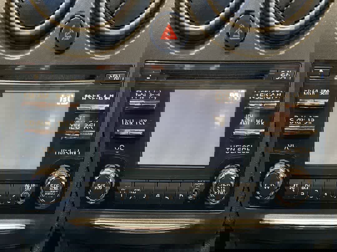 Used 2015 Nissan Rogue S w/ Convenience Package image 19