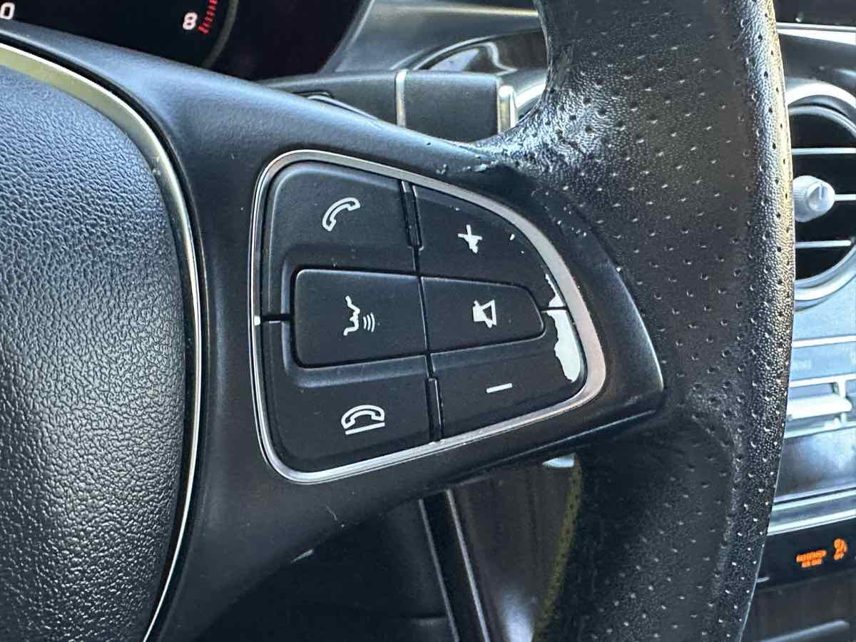 Used 2017 Mercedes-Benz GLC 300 image 25