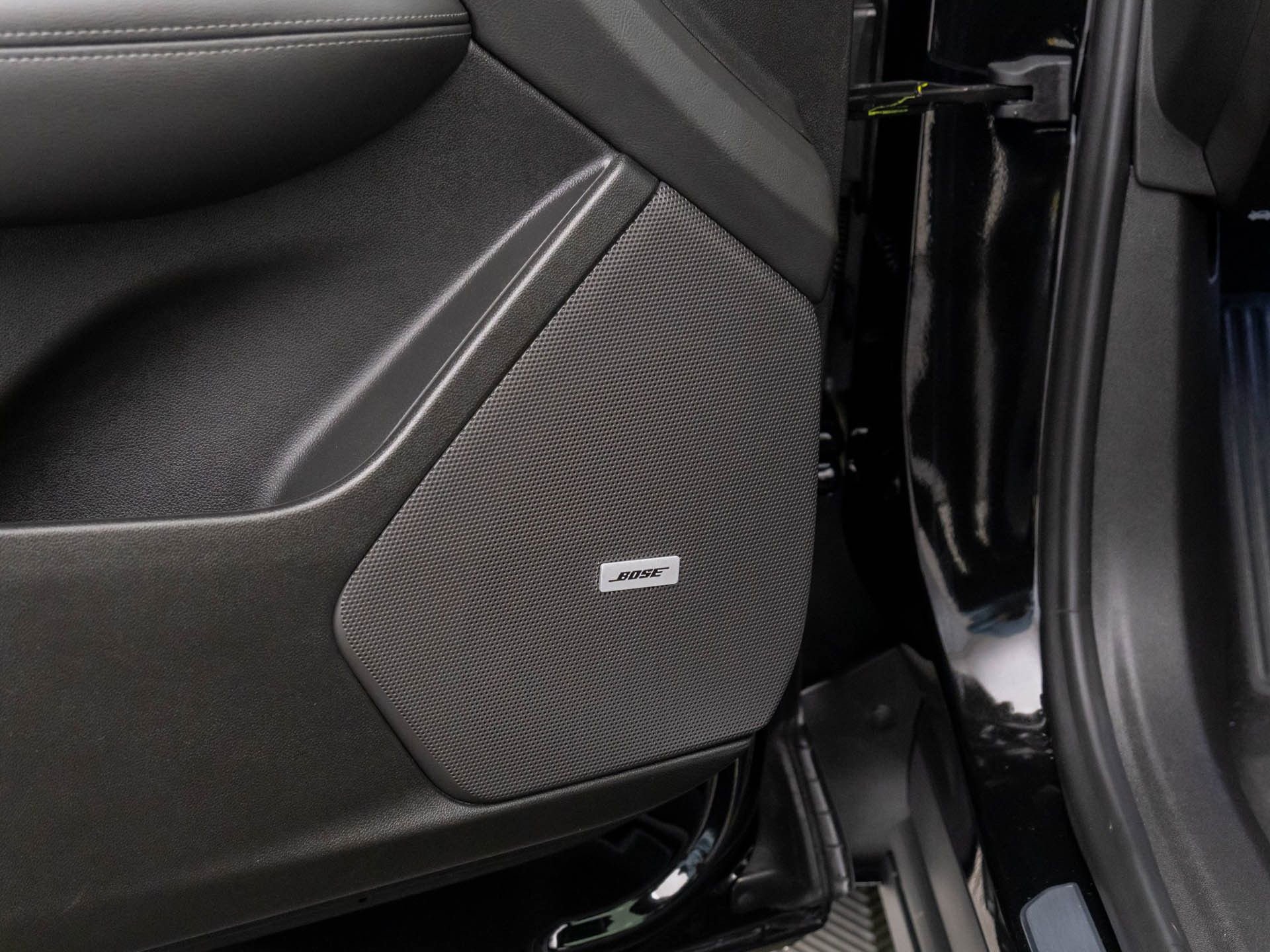 New 2025 Cadillac XT6 Premium Luxury image 16