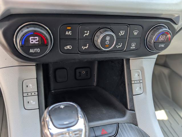 Used 2019 GMC Acadia SLT FWD image 10