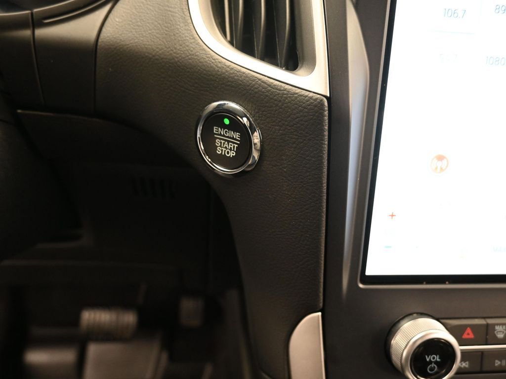 Used 2022 Ford Edge SEL w/ Convenience Package image 20