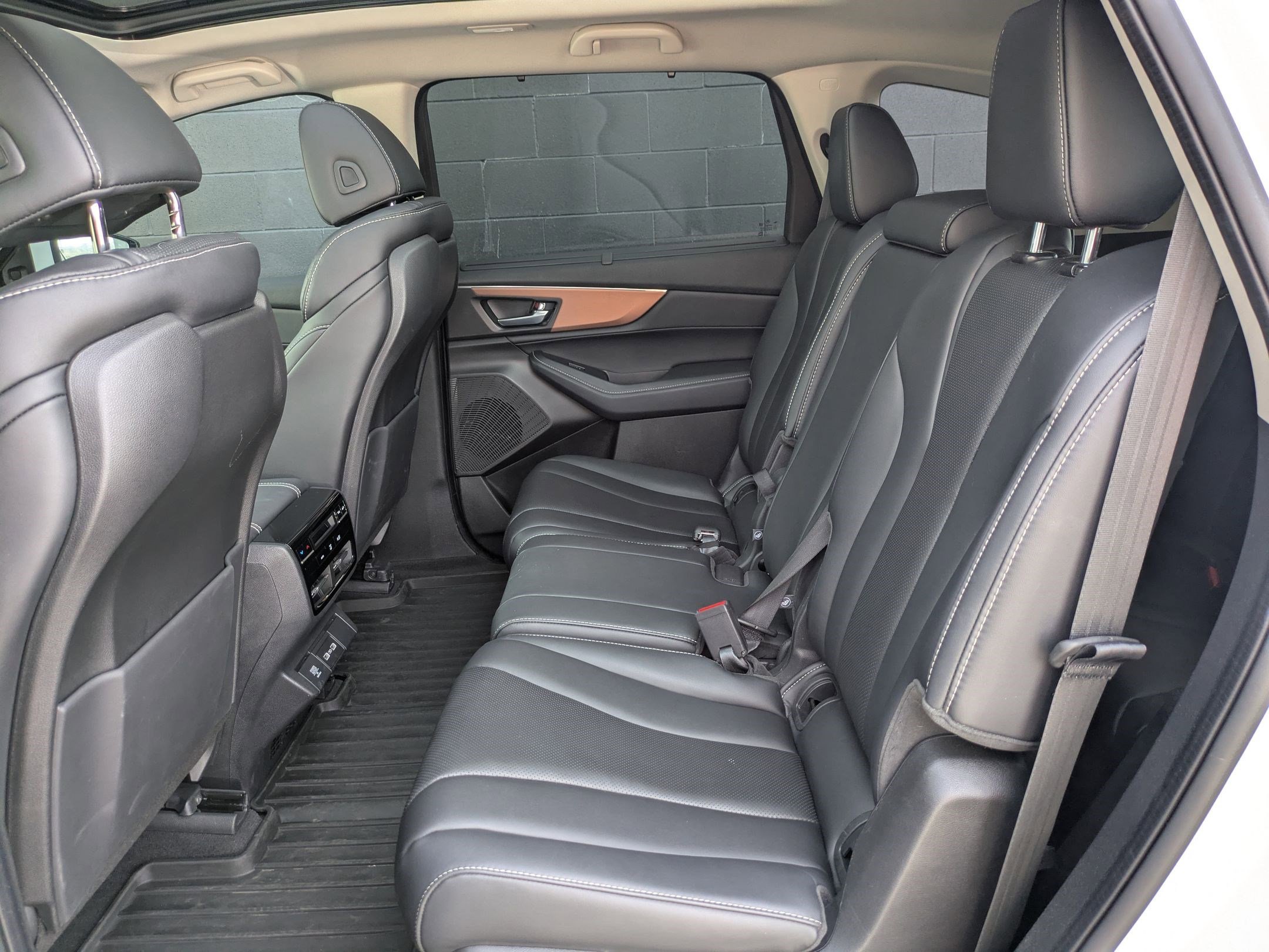 Used 2022 Acura MDX SH-AWD w/ Technology Package image 24