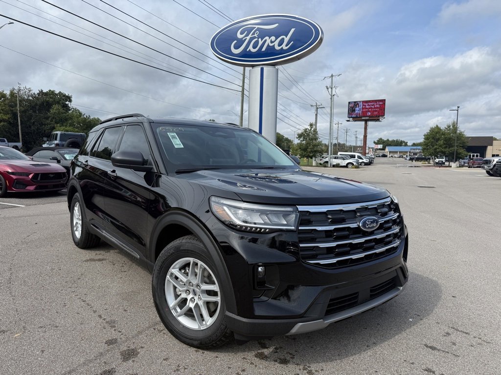 New 2025 Ford Explorer Active
