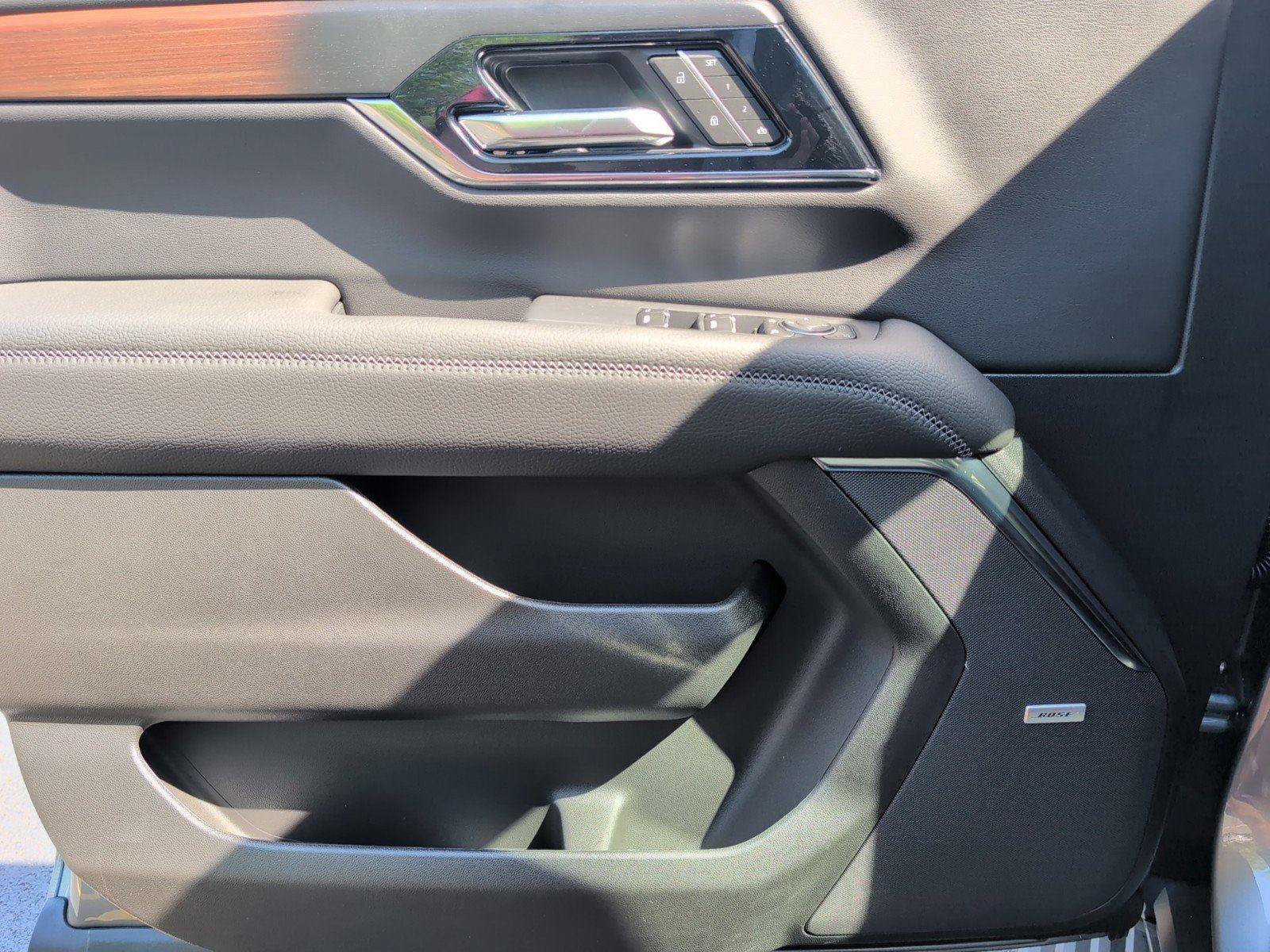 New 2026 GMC Yukon Denali w/ Denali Reserve Package AWD/4WD image 20