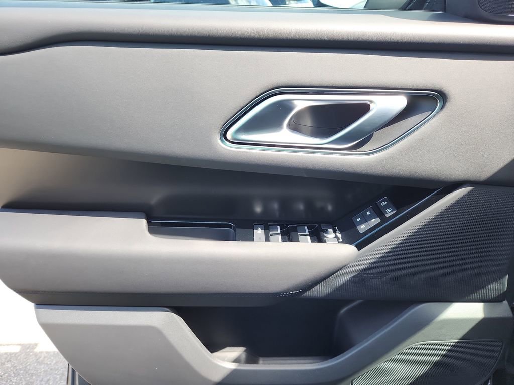 New 2026 Land Rover Range Rover Velar Dynamic SE image 24