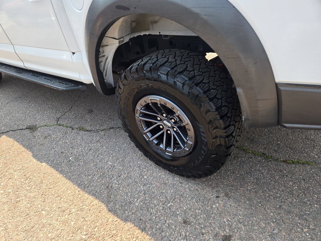 Used 2020 Ford F150 Raptor w/ Equipment Group 802A Luxury AWD/4WD image 7