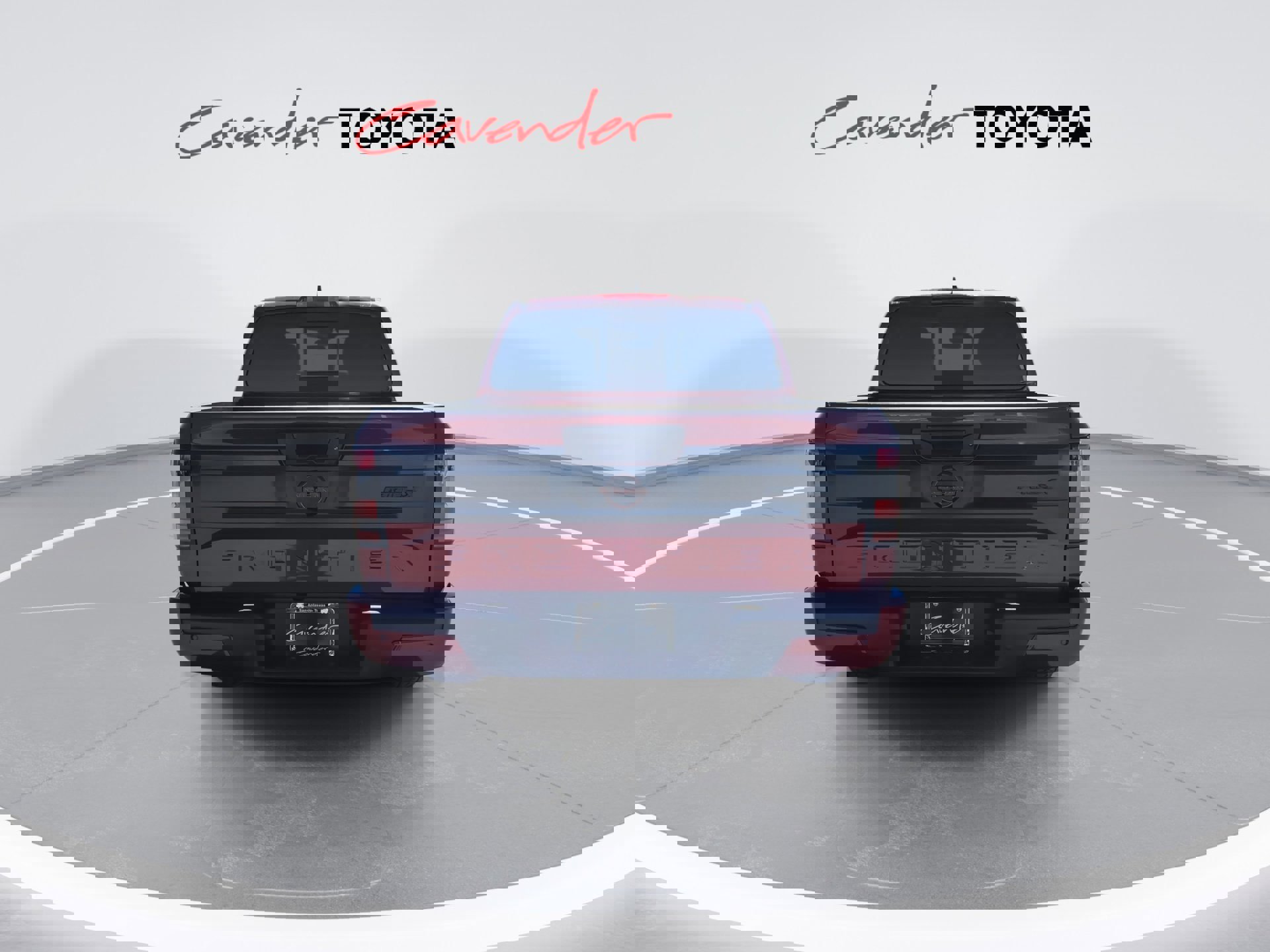 Used 2025 Nissan Frontier Pro-X image 7