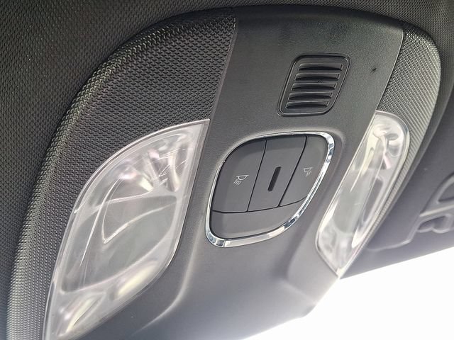 Used 2024 Jeep Compass Latitude AWD/4WD image 25