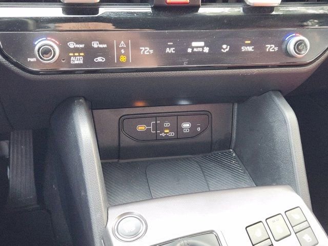 Used 2026 Kia Sportage SX image 21