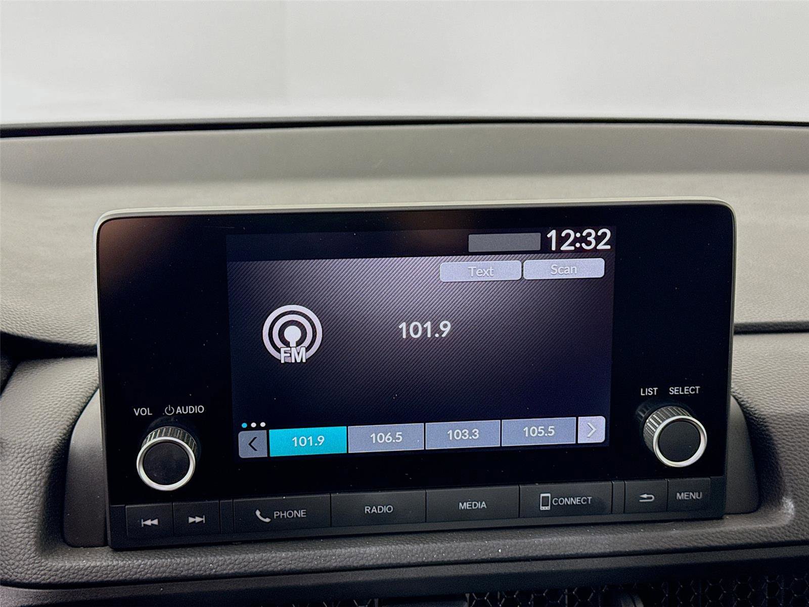 Used 2023 Honda CR-V Sport image 14