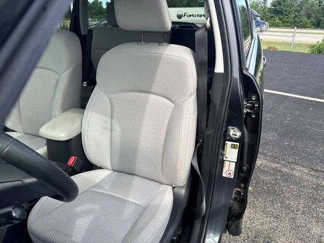 Used 2018 Subaru Forester 2.5i Premium w/ All-Weather Package AWD/4WD image 9
