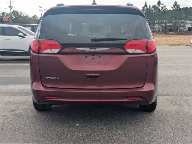 Used 2021 Chrysler Voyager Lxi image 4