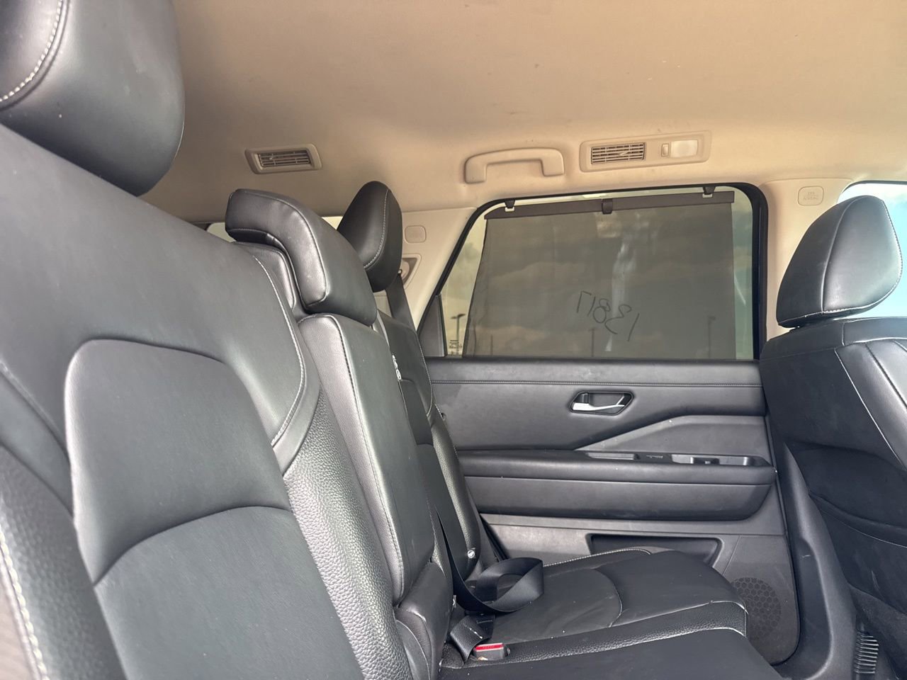 Certified 2022 Nissan Pathfinder SL w/ Lighting Package (N92) FWD image 29