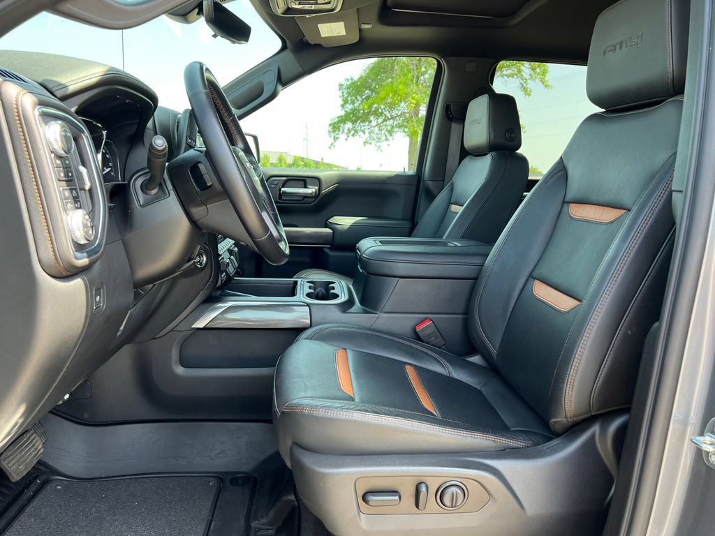 Used 2021 GMC Sierra 1500 AT4 w/ AT4 Premium Package AWD/4WD image 4