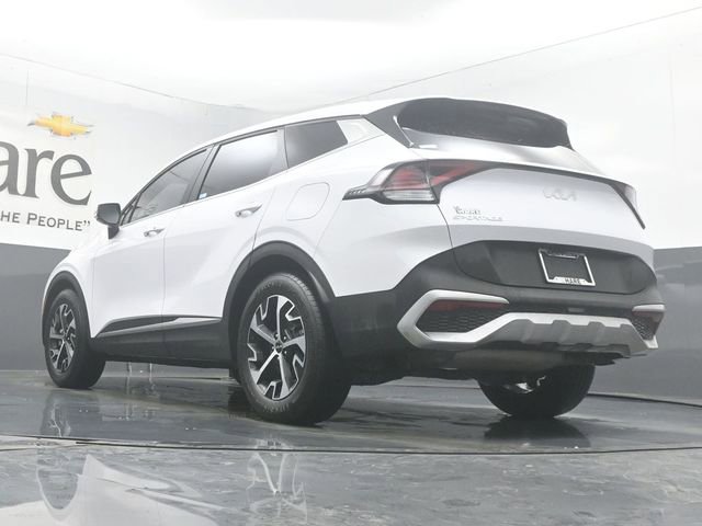 Used 2025 Kia Sportage EX image 5