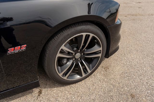 Used 2012 Dodge Charger SRT8 Super Bee w/ Driver Convenience Group II RWD image 9