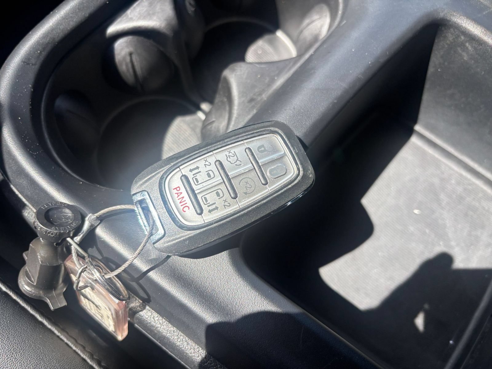Used 2025 Chrysler Pacifica Select FWD image 26