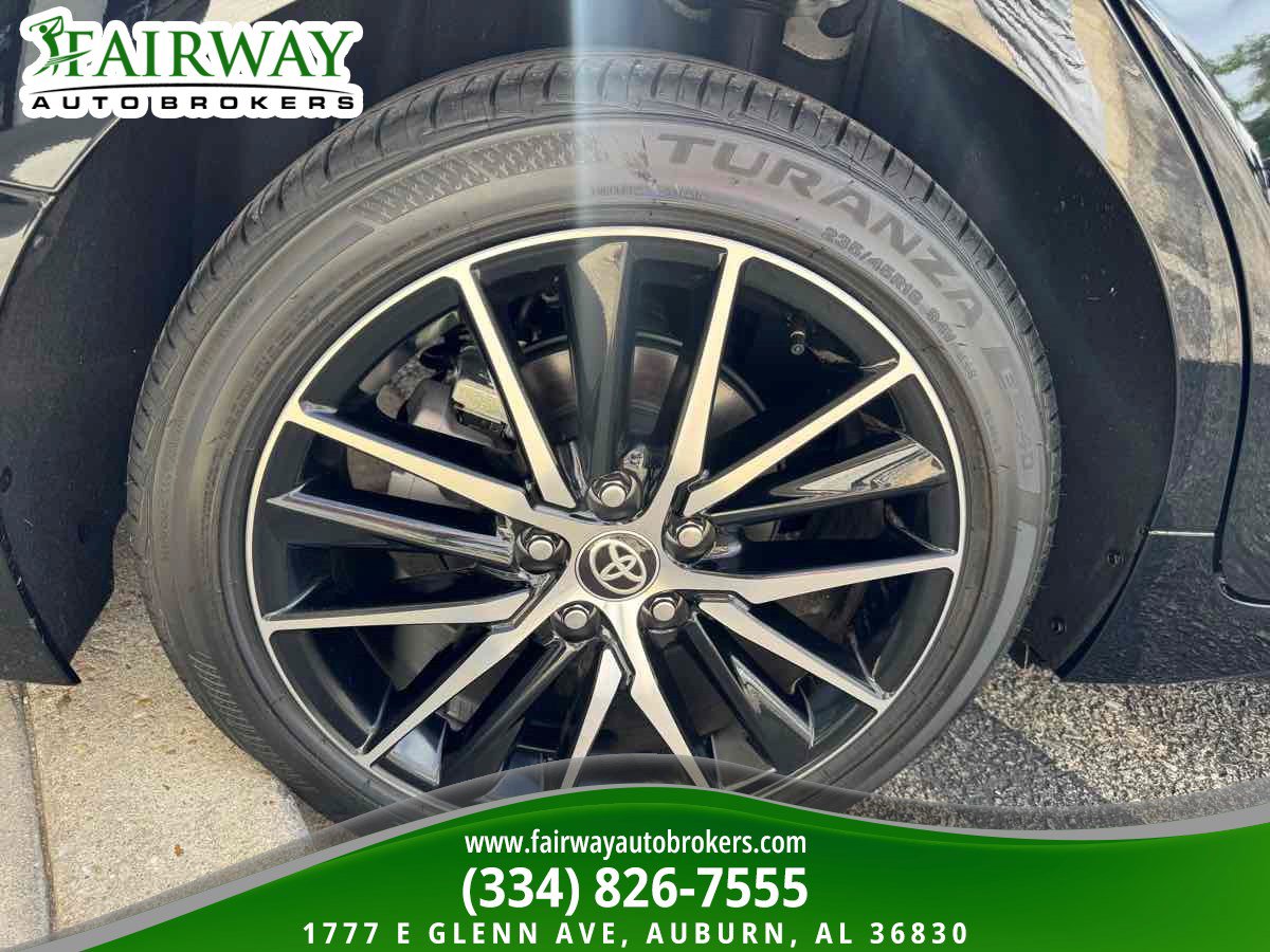 Used 2024 Toyota Camry SE image 35