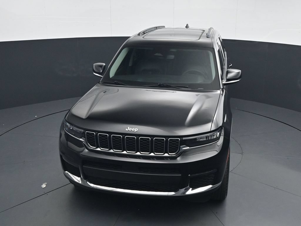Used 2023 Jeep Grand Cherokee L Limited RWD image 29