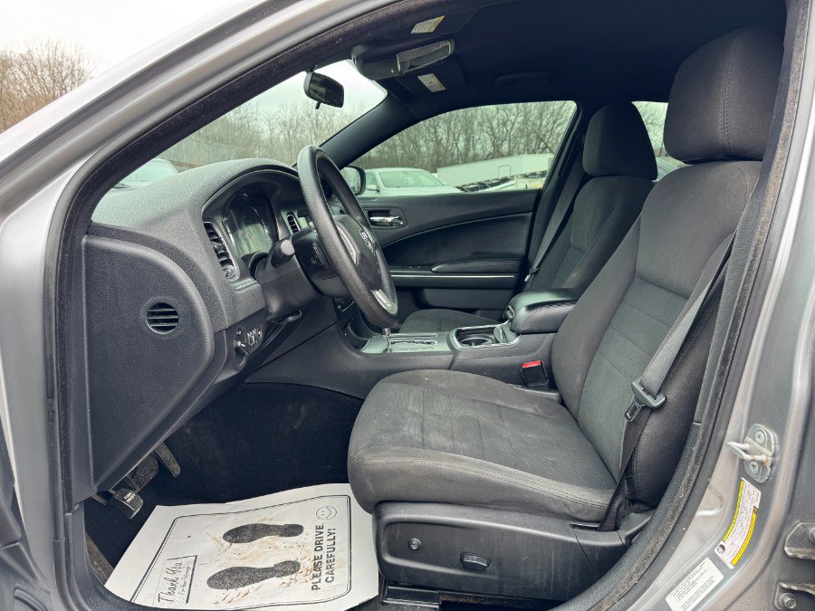 Used 2014 Dodge Charger SE RWD image 15