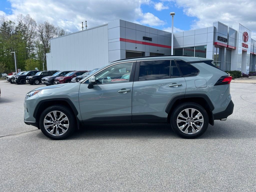 Used 2023 Toyota RAV4 XLE Premium AWD/4WD image 3