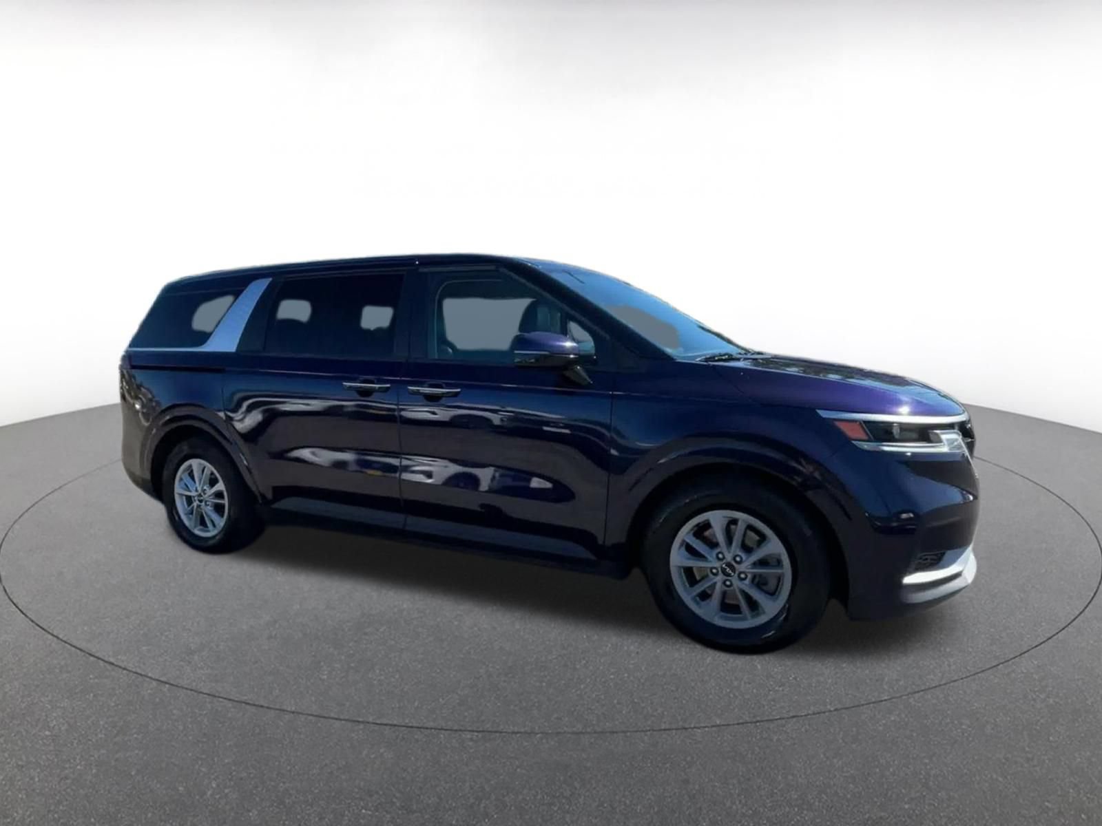Used 2023 Kia Carnival LX FWD video 2
