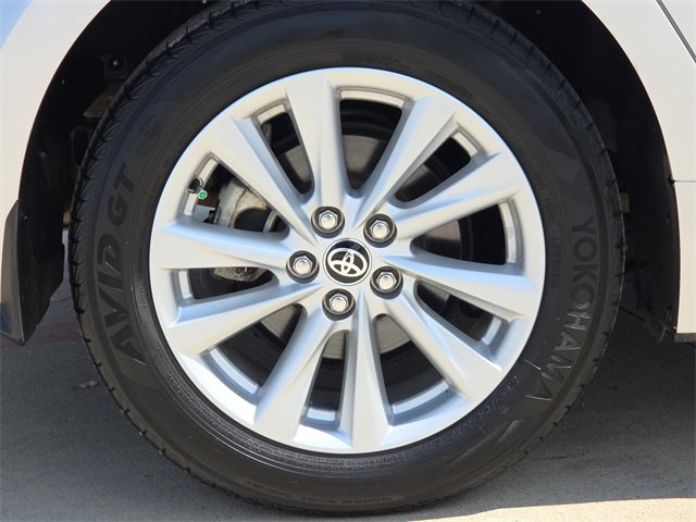 Used 2023 Toyota Corolla SE image 9