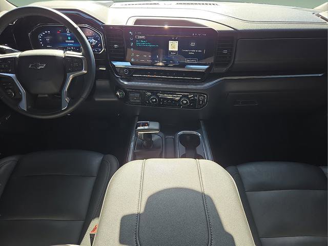 Used 2024 Chevrolet Silverado 1500 LT Trail Boss w/ Convenience Package II AWD/4WD image 17