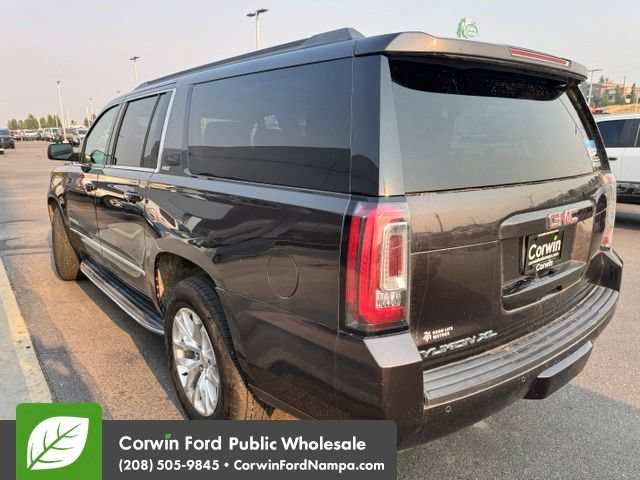 Used 2018 GMC Yukon XL SLT w/ Premium Edition AWD/4WD image 4